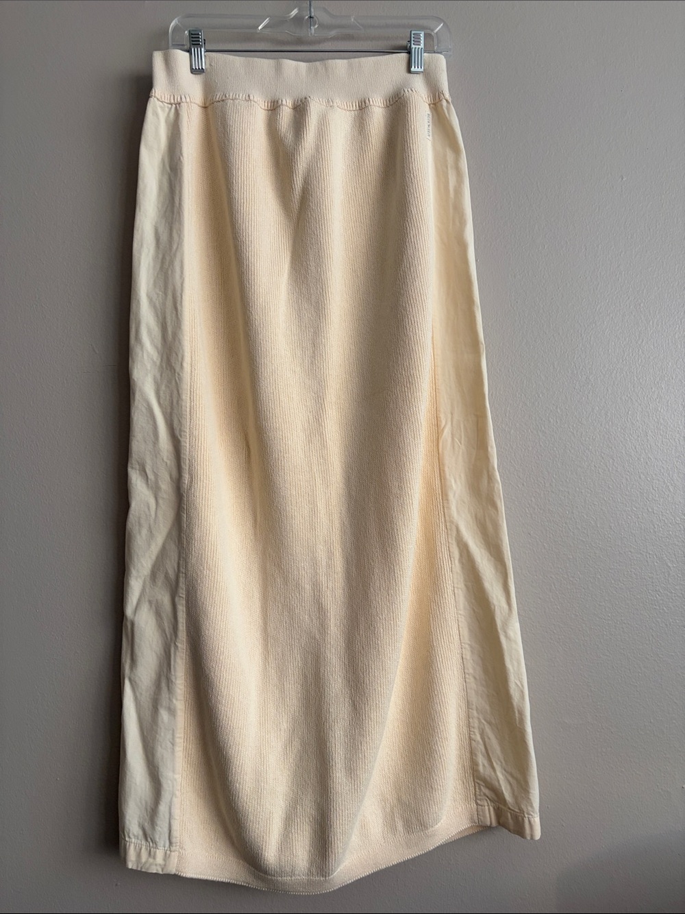 Vintage Blue Willi’s Denmark Cream Ribbed Panel Knit Maxi Skirt